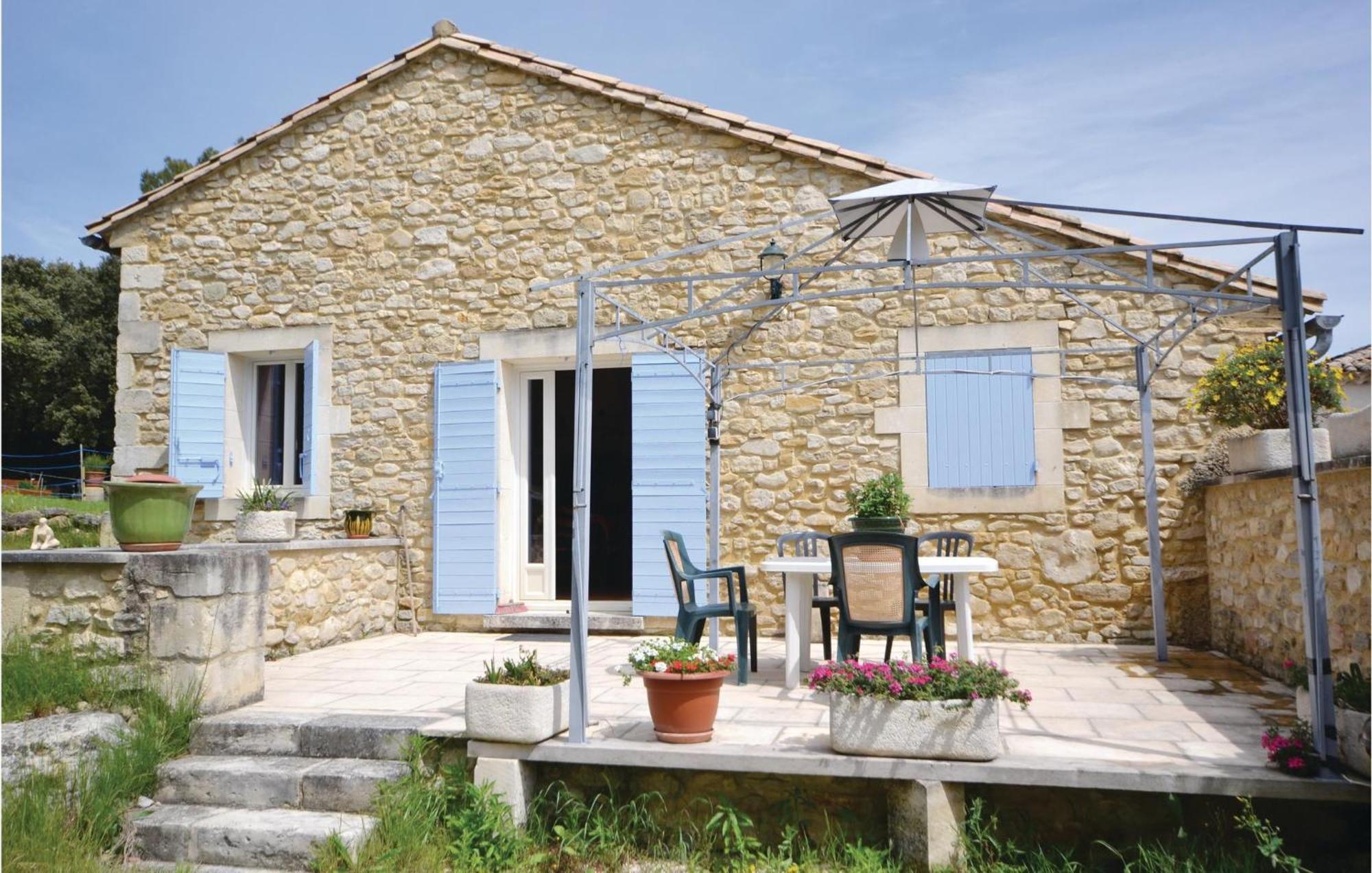 Awesome Home In Bollene With Wifi エクステリア 写真