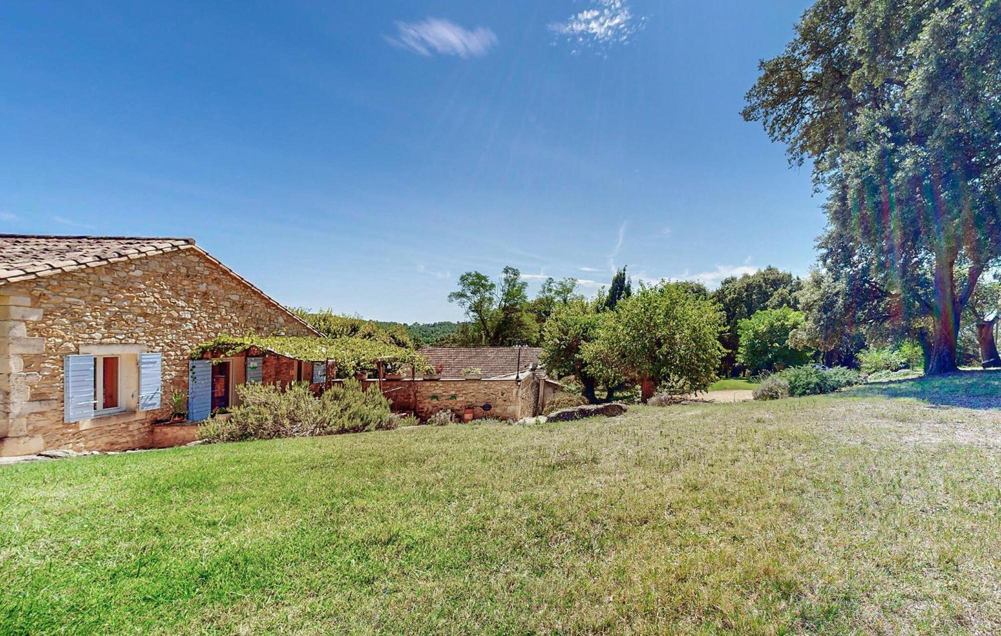 Awesome Home In Bollene With Wifi エクステリア 写真