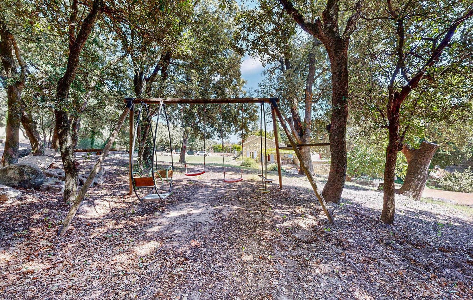Awesome Home In Bollene With Wifi エクステリア 写真